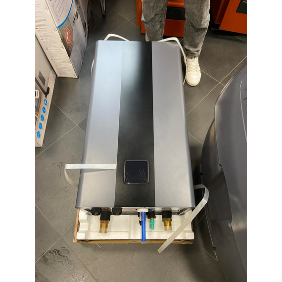 Pompa de caldura split 12 kW 380V R32 aer - apa , inverter KUBBER, 12 image