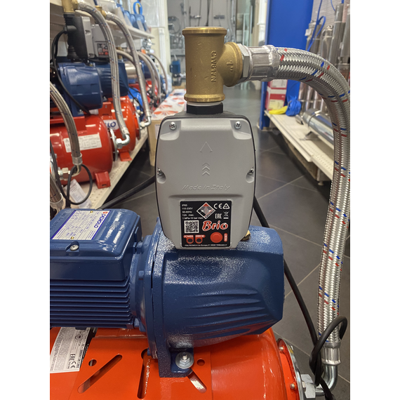 Гидрофор с электронным регулятором давления Pedrollo Hydrofresh FUTUREm2AX 1,1 kW, изображение [1] фото