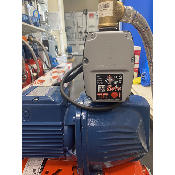 Гидрофор с электронным регулятором давления Pedrollo Hydrofresh FUTUREm2AX 1,1 kW, изображение [1] фото
